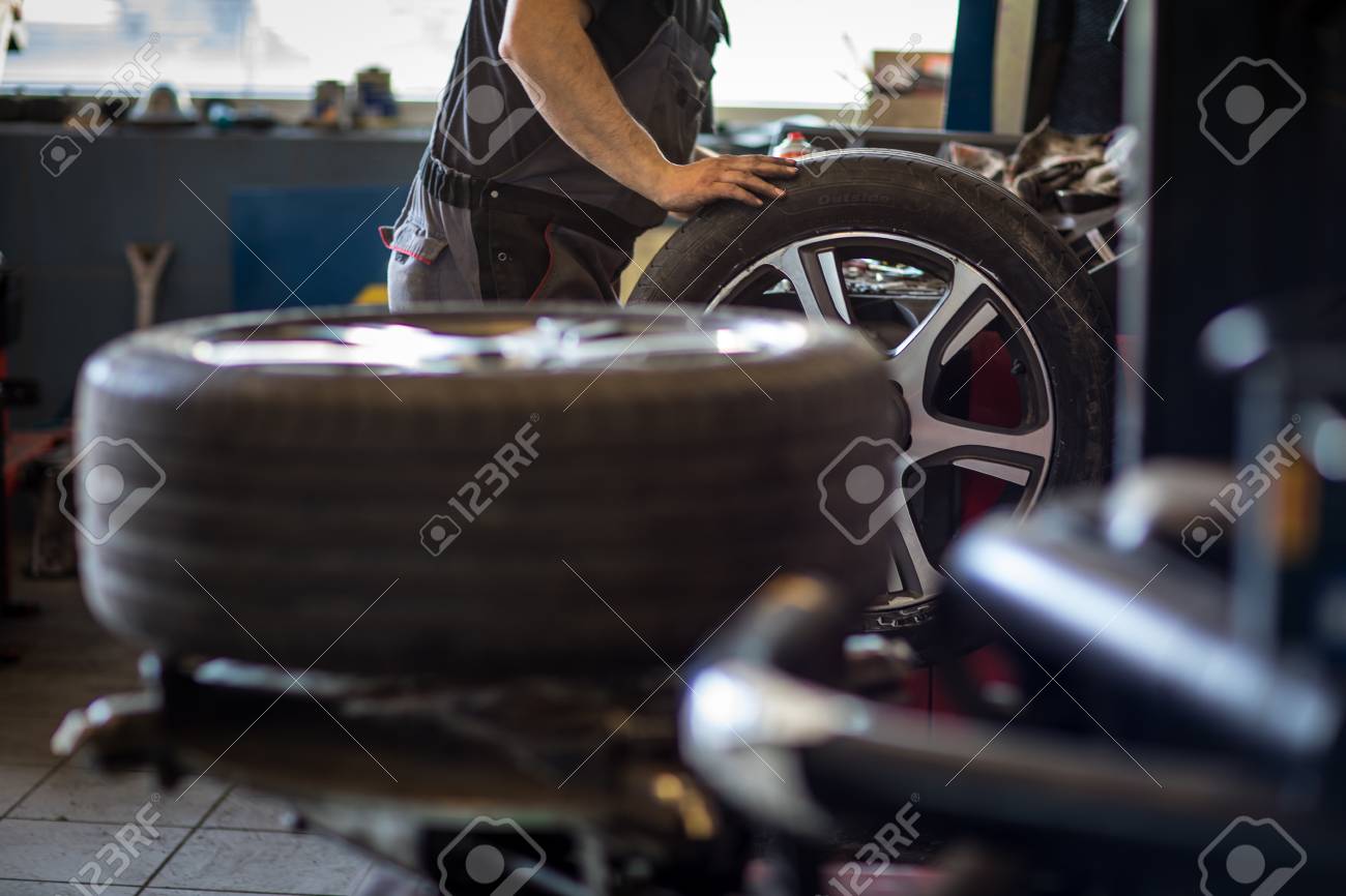 Räderwechsel und Reifeneinlagerung